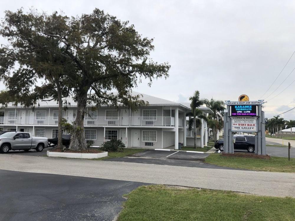 Roland Martin Marina/Resort Clewiston Exterior photo