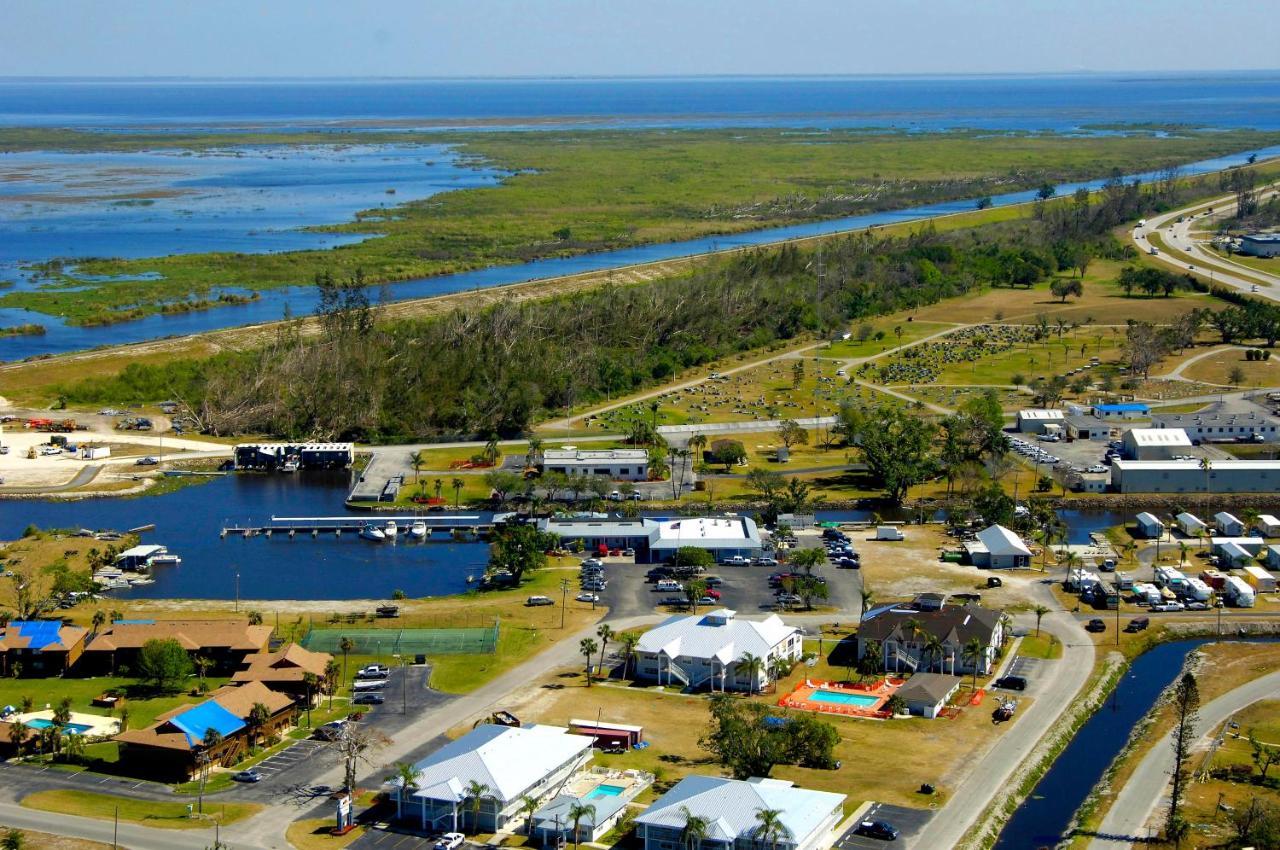 Roland Martin Marina/Resort Clewiston Exterior photo