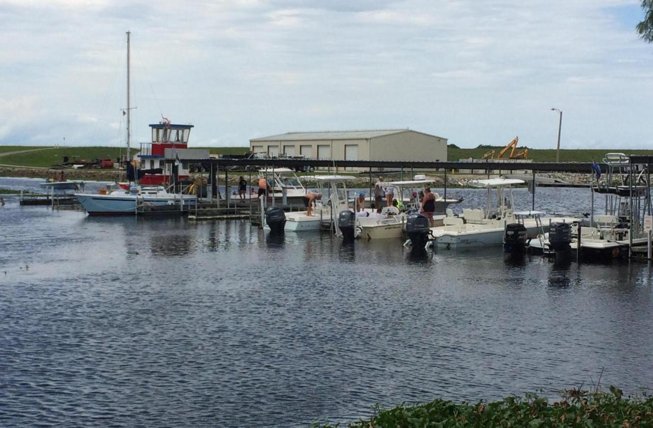 Roland Martin Marina/Resort Clewiston Exterior photo